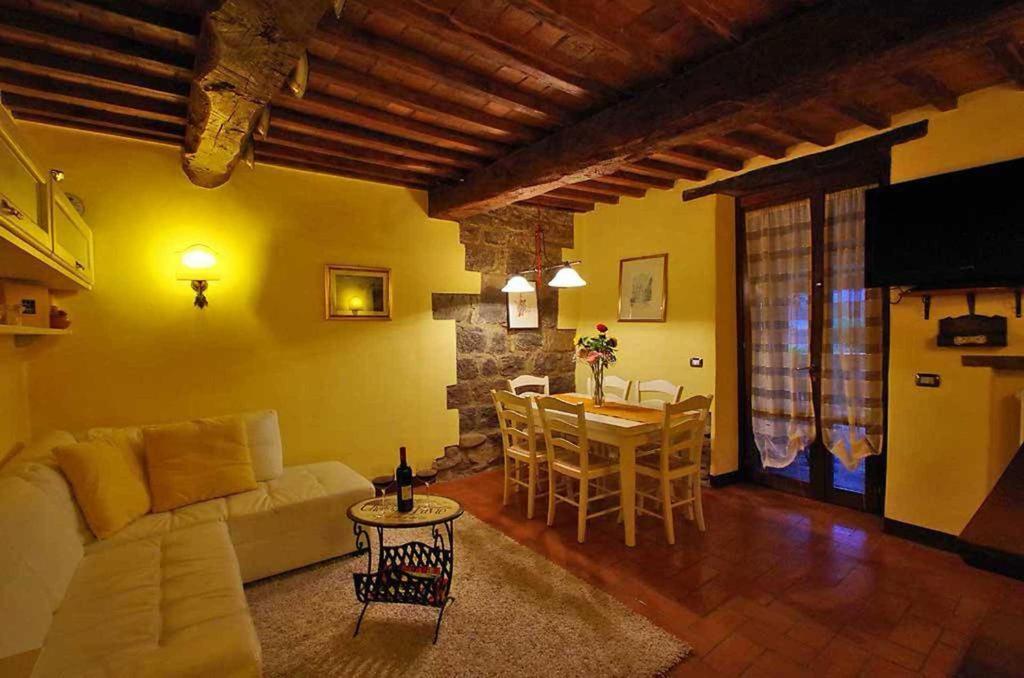 Cottage Le Ginestre Con Piscina In Val D'Orcia Радікофані Екстер'єр фото